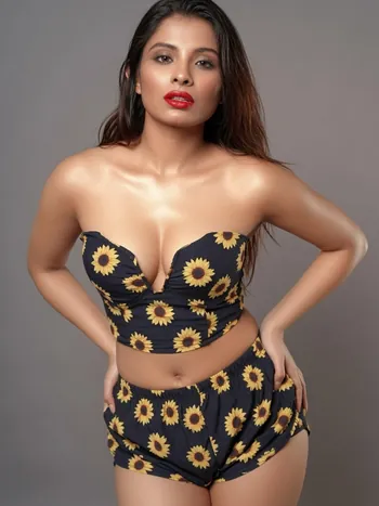 full night Udaipur call girls